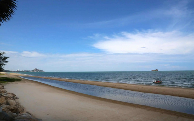 Stonehead Hua Hin