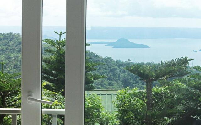 Discovery Country Suites