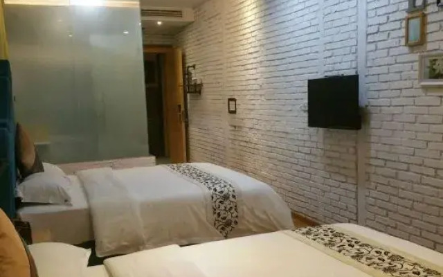 Yuese Theme Inn