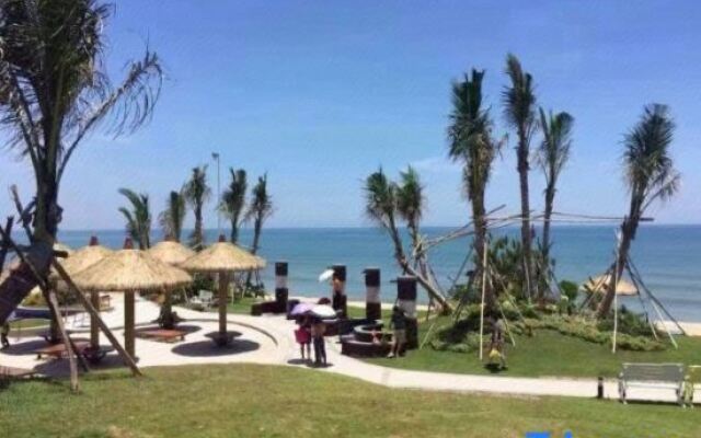 Wuchuan Sea View Apartment
