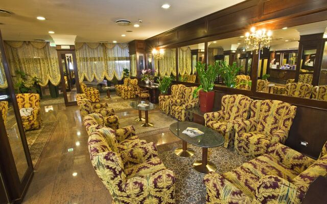 Hotel Mythos