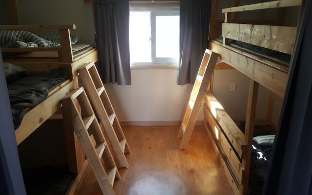 Centurial House - Hostel