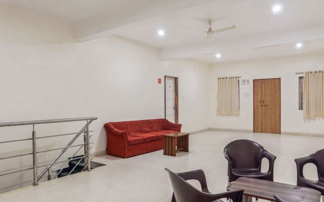 OYO 25095 Hotel Valley View Residency