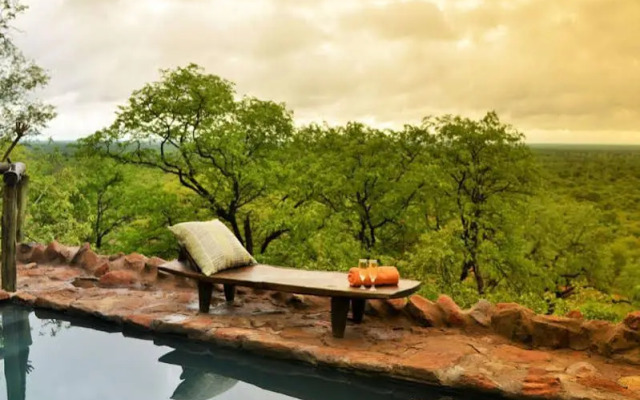 Ghoha Hills Savuti Lodge
