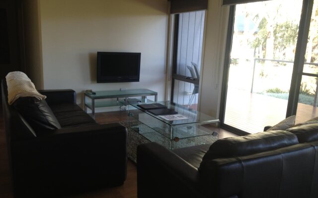 Deeluxe Riverspa Apartments