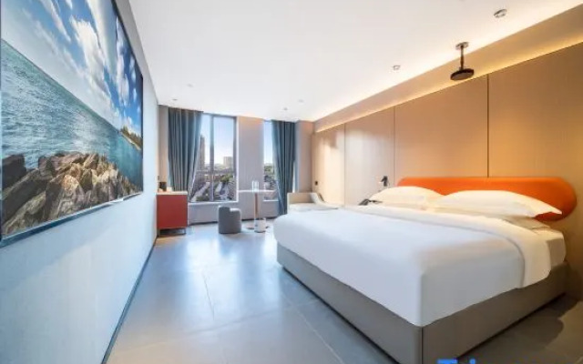 Understand Li .Hotel