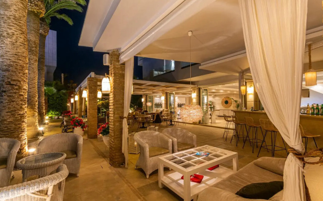 Drossia Palms Hotel Studios