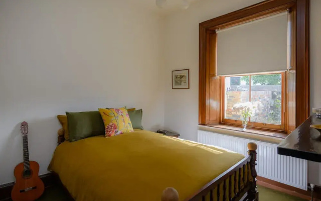 Fusilier Cottage Battery Point