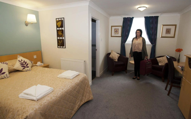 Best Western Summerhill Hotel and Suites