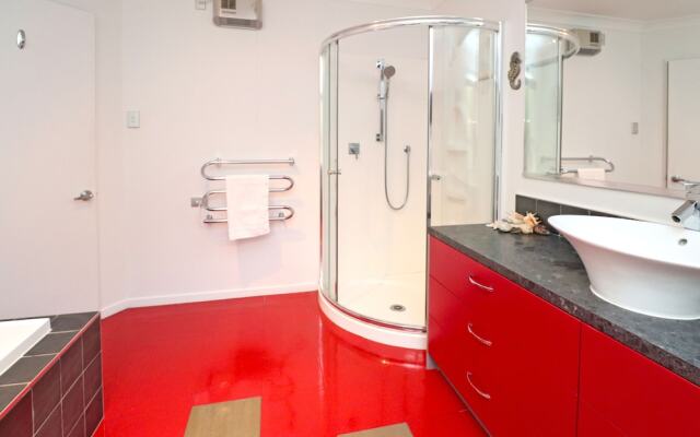 Hideaway in Harrowfield