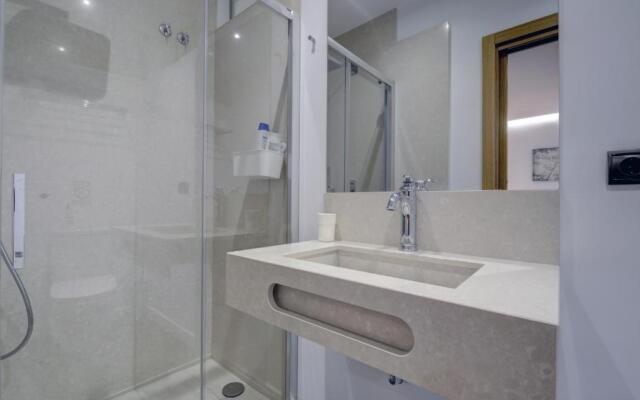 Wonderful views in luxury apartment
