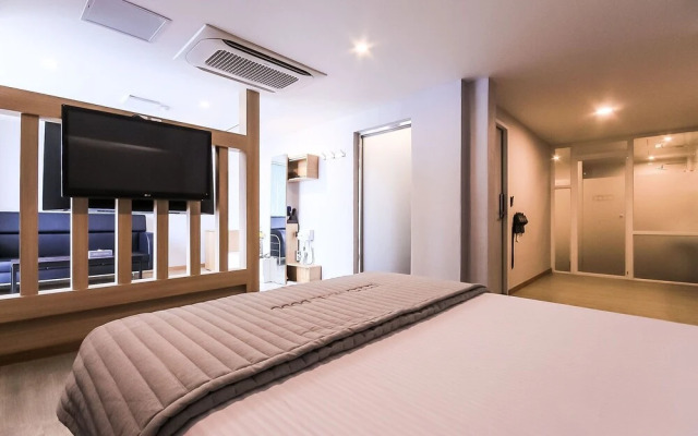 Daegu Suseongmot Dodo