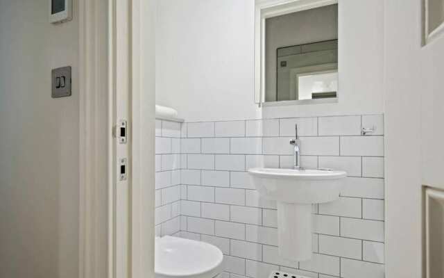 Stunning Notting Hill 1bed W/balcony 10min fr Tube