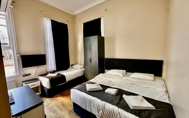 Taksim Palace İstanbul Hotel