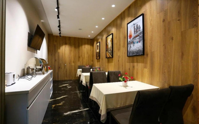 Emerald Boutique Hotel
