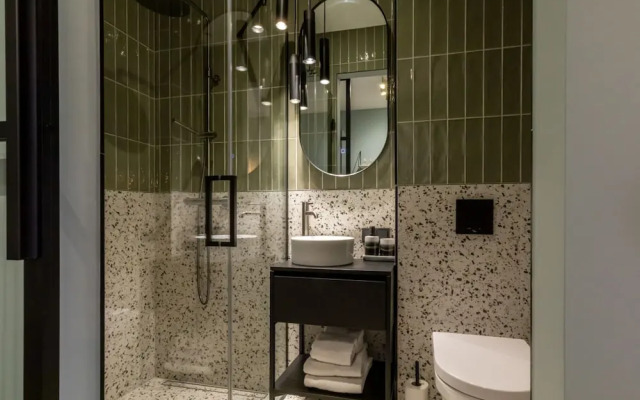 Romantic Garden Stay