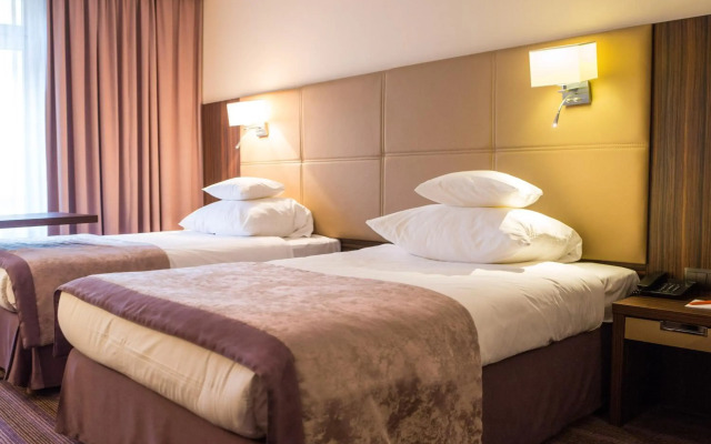 DeSilva Premium Opole