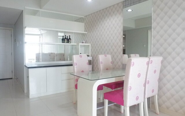 Cozy Living 2Br Apartment Near Plaza Surabaya At Trillium Residence