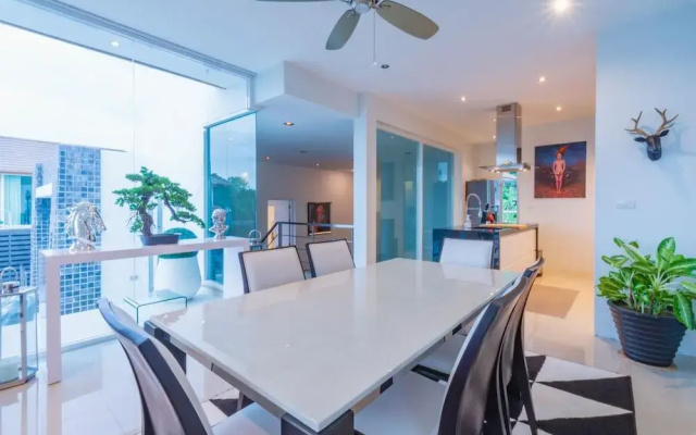 Luxury 3 Bedroom Villa, Sea View (Pm-A5)
