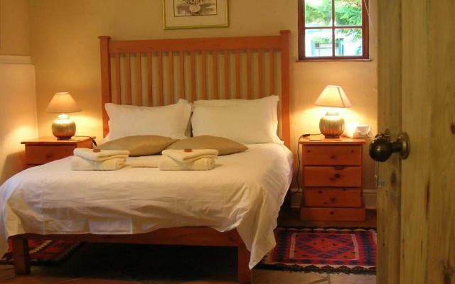 The Old Trading Post - Guest House