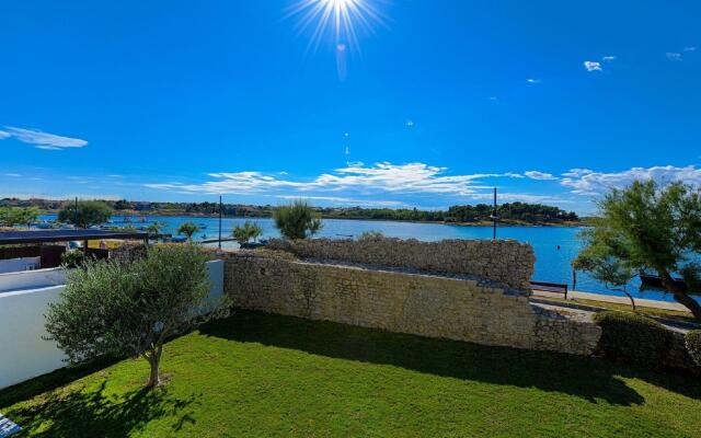 Modern Villa in Nin with Terrace