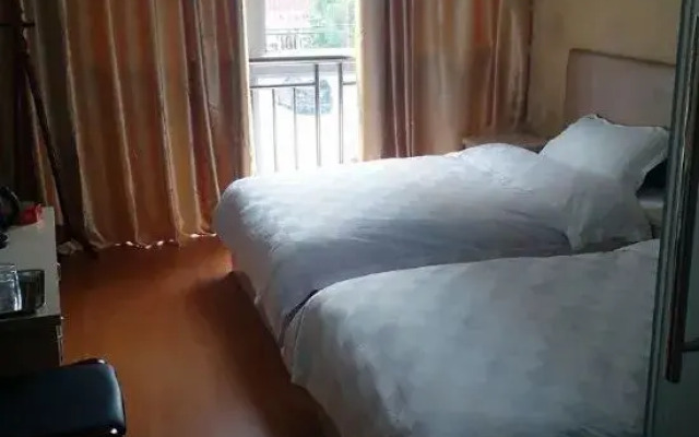 Kelong Hotel