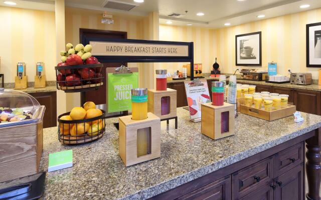 Hampton Inn & Suites Tucson-Mall