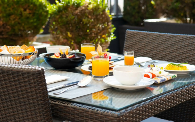 SANA Silver Coast Hotel