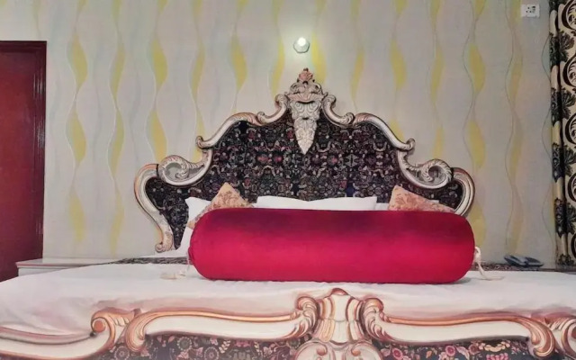 Hotel Rose One Lahore