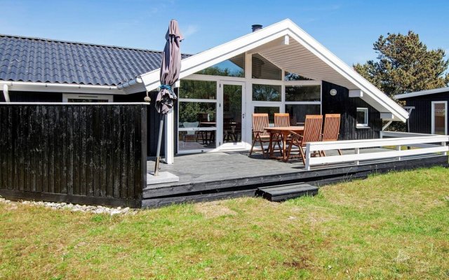 Luxurious Holiday Home in Fanø With Indoor Whirlpool