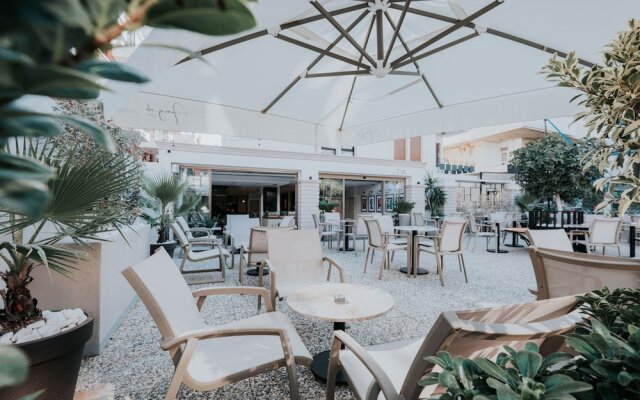 Angelo Coffee Suites