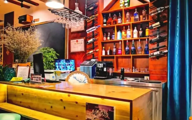 Weiyi·Courtyard Leisure Resort (Wulinyuan Branch)