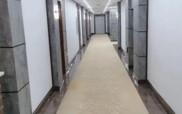 Jinjiang Business Hotel