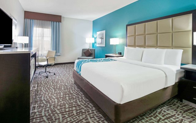 La Quinta Inn & Suites by Wyndham Paris