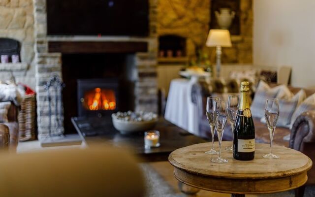 The Grousemoor Country House