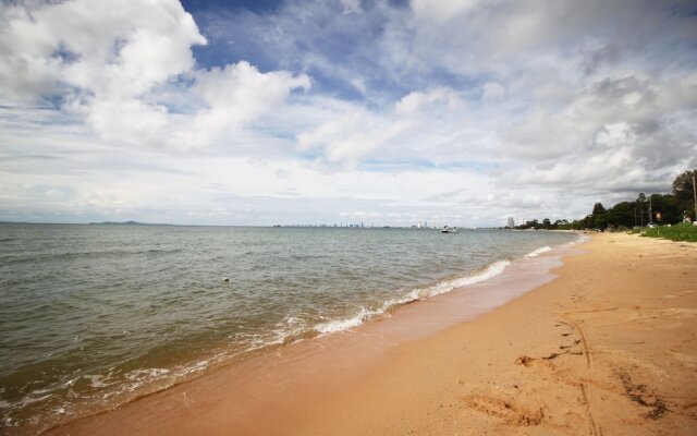 Bang Saray Pool Villa by Pattaya Sunny Rentals