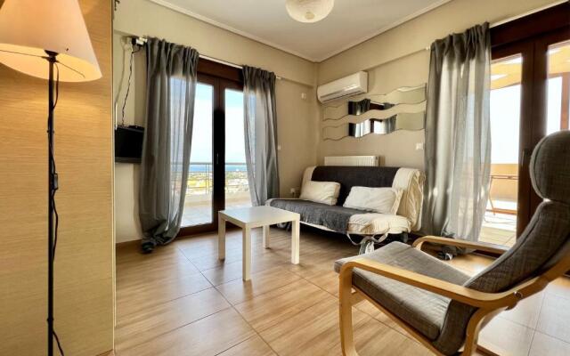 Sunrise Studio with unhindered view to the sea.
