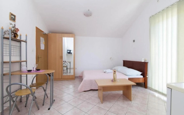 Vik - 250 m from beach - SA4(2)