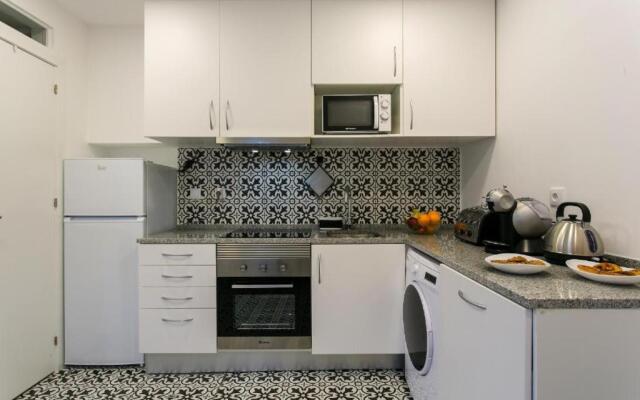 Suites Amalia Guesthouse near to Rossio Square