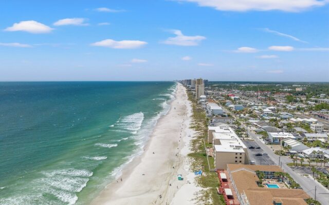 Gulfgate B307 - Red Wave