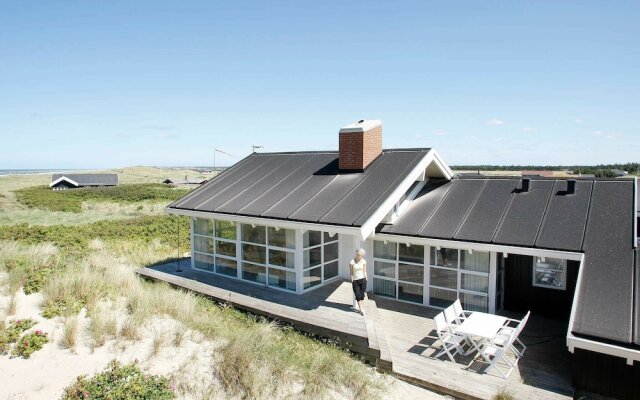10 Person Holiday Home in Lokken