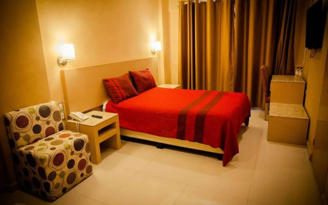 Hotel Grand Reyes