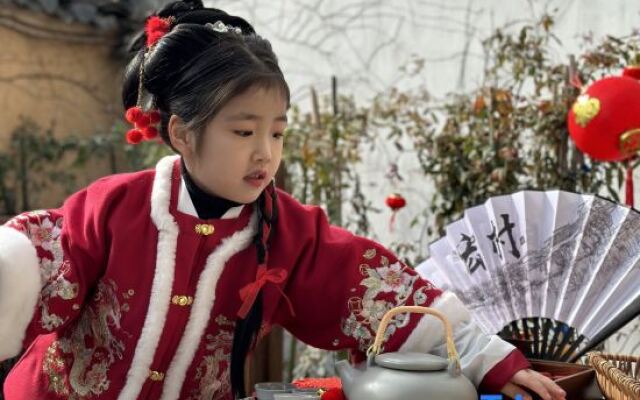 Huangshan Jixian Rusuoyuan Homestay (Hongcun Branch)