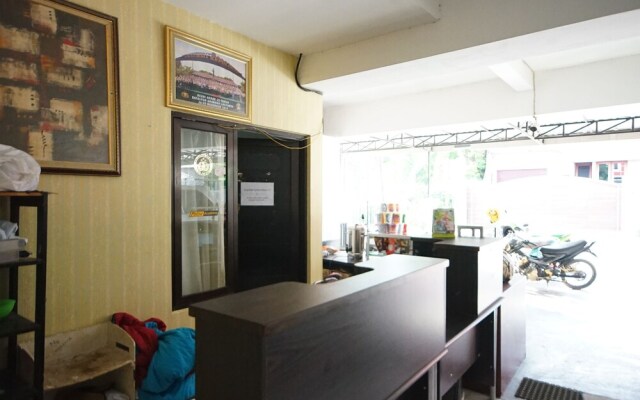 OYO 325 Maleo Residence Palembang II