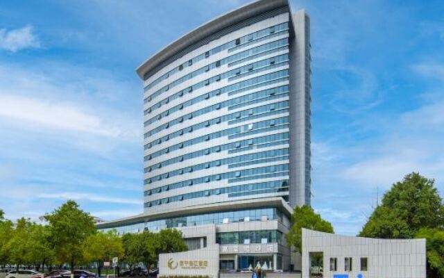 Fengning Zhujiang Hotel
