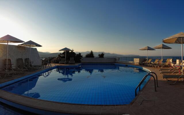 Mistral Mare Hotel