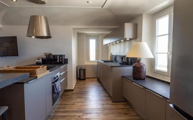 Charmant appartement spacieux pour 6P vue mer vieil Antibes