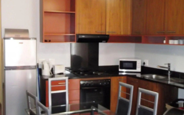 Canterbury 501 Apartment