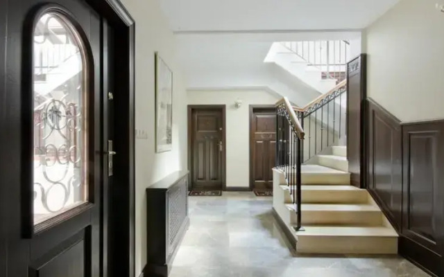 Imperial Apartments - Nautica