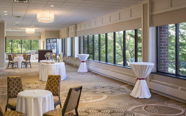 Sheraton Harrisburg Hershey Hotel